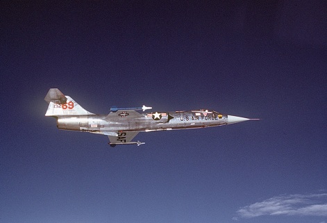 F-10402