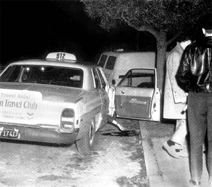 Paul_Stine_Crime_Scene_cab_rear_view_passenger_door_open